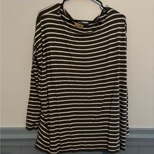 Piko 1988 Olive Green and White 3/4 Sleeve Boxy Tee